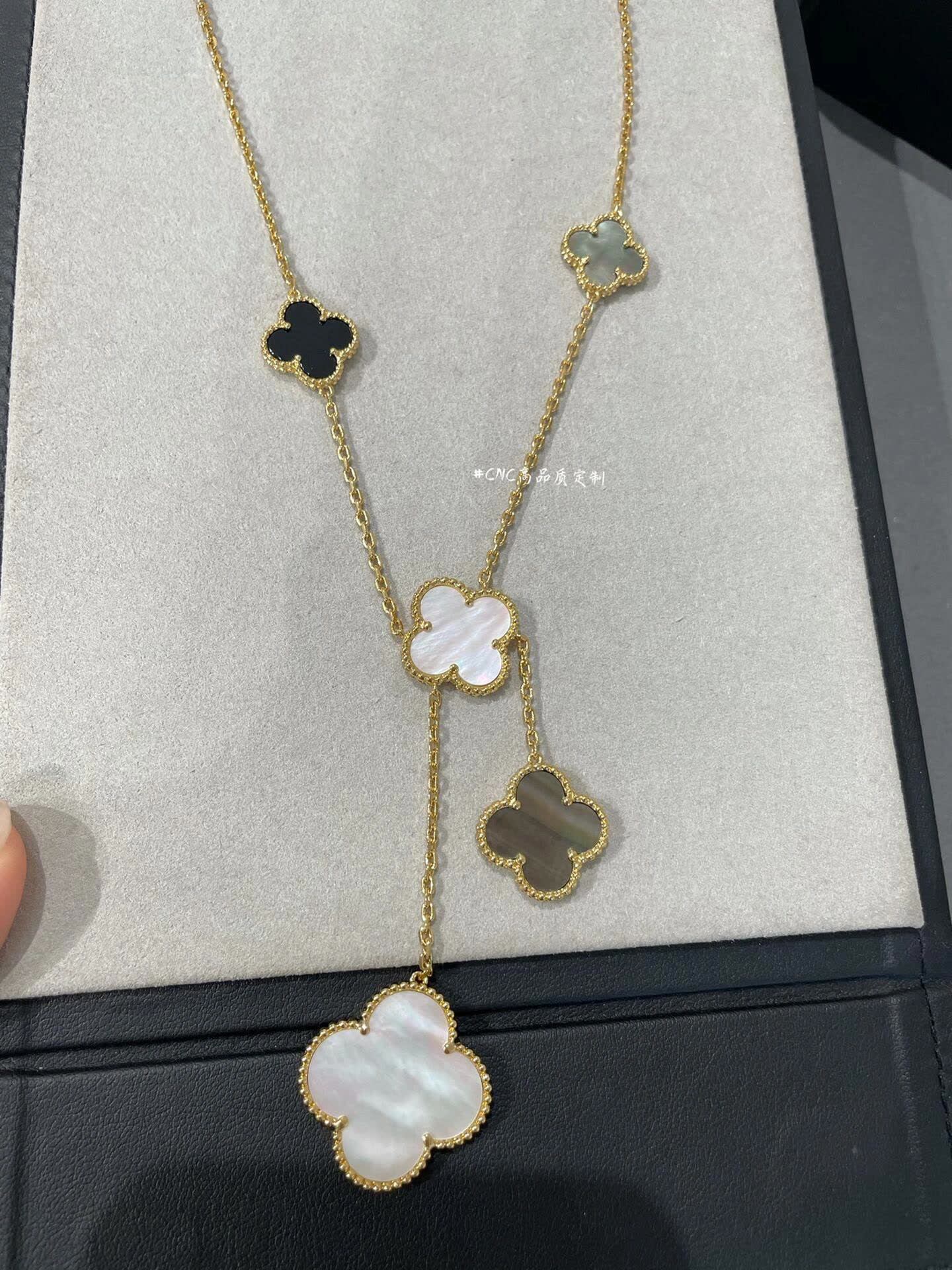 Van Cleef & Arpels Vintage Alhambra Gold Bracelet